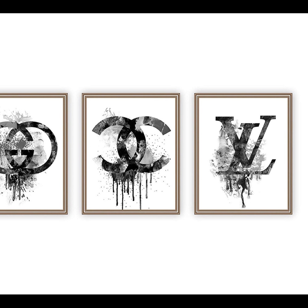 Meet your Posher, Chanel